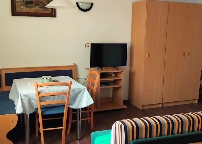 Klaja Summerbay