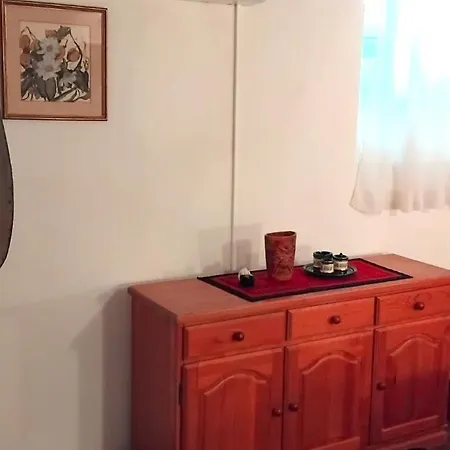 Klaja Summerbay Apartment